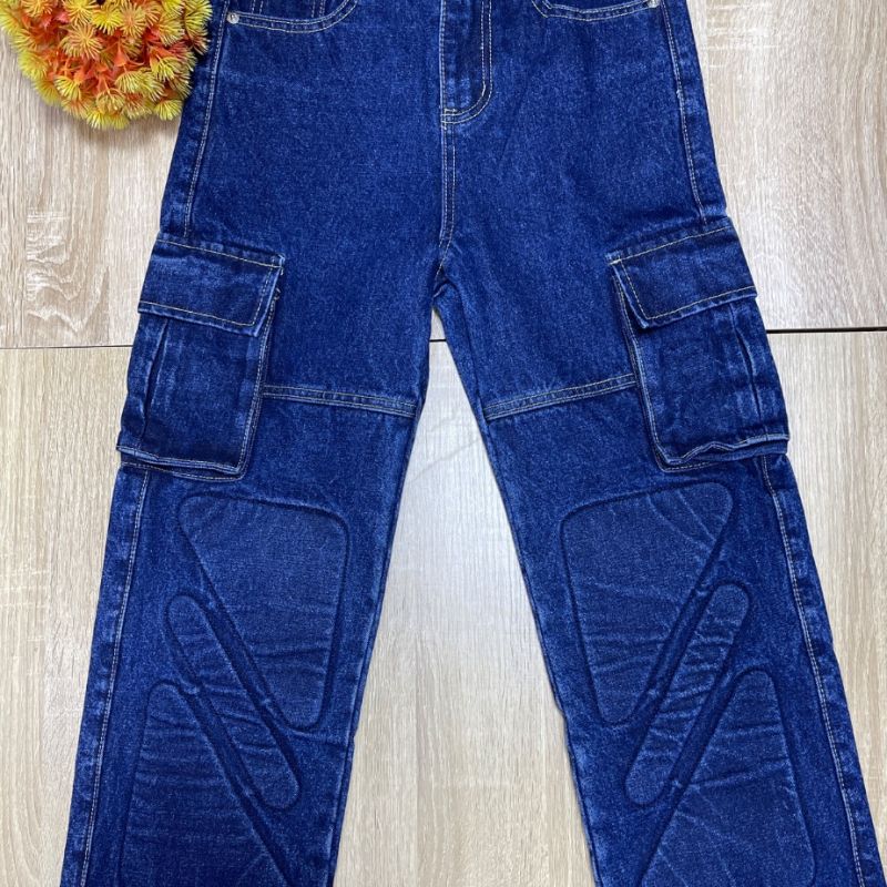 Young cargo jeans 